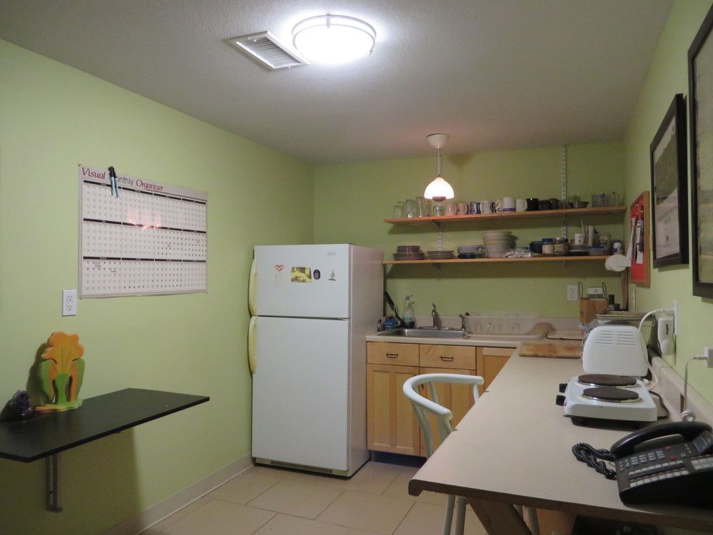 Traditional Health Clinic & Salt Spa: 6210 Highland Place Way, Knoxville, TN 37919